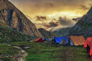 5 Top Treks in Himachal Pradesh