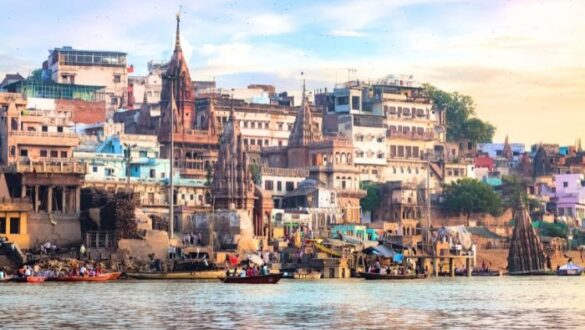 15 Tourist Places to Visit in Varanasi: Top Tourist Attractions