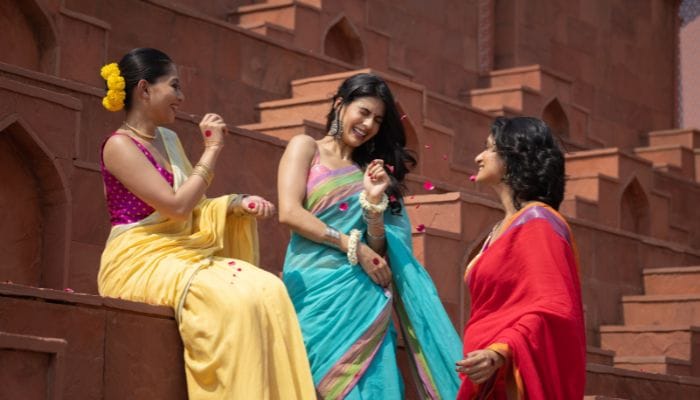 Gujarati Saree – Graceful Drape with Bandhani Art