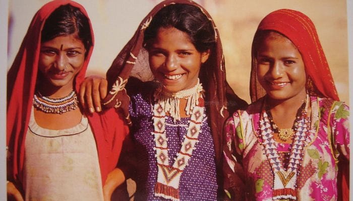 Kanchli – Traditional Back-Tied Blouse of Gujarat